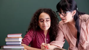 ogrenci-ve-ogretmen-661437e06de13